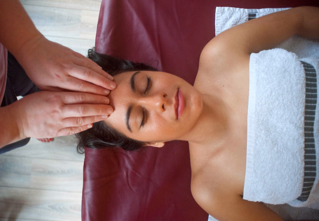 Ayurvedic massage