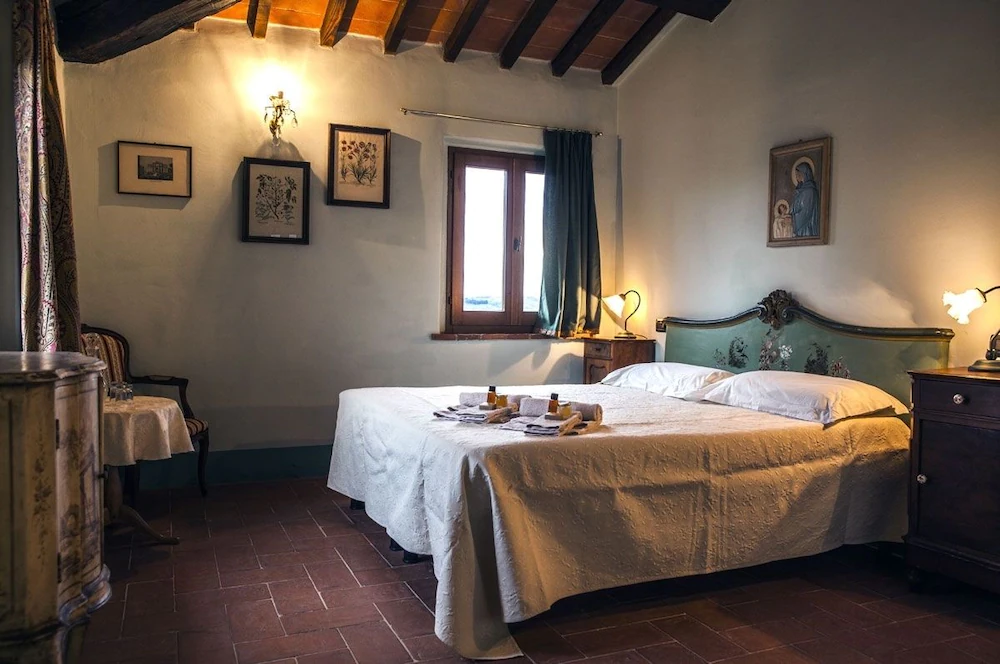 Double Beds At Al Giardino Degli Etruschi, Chiusi