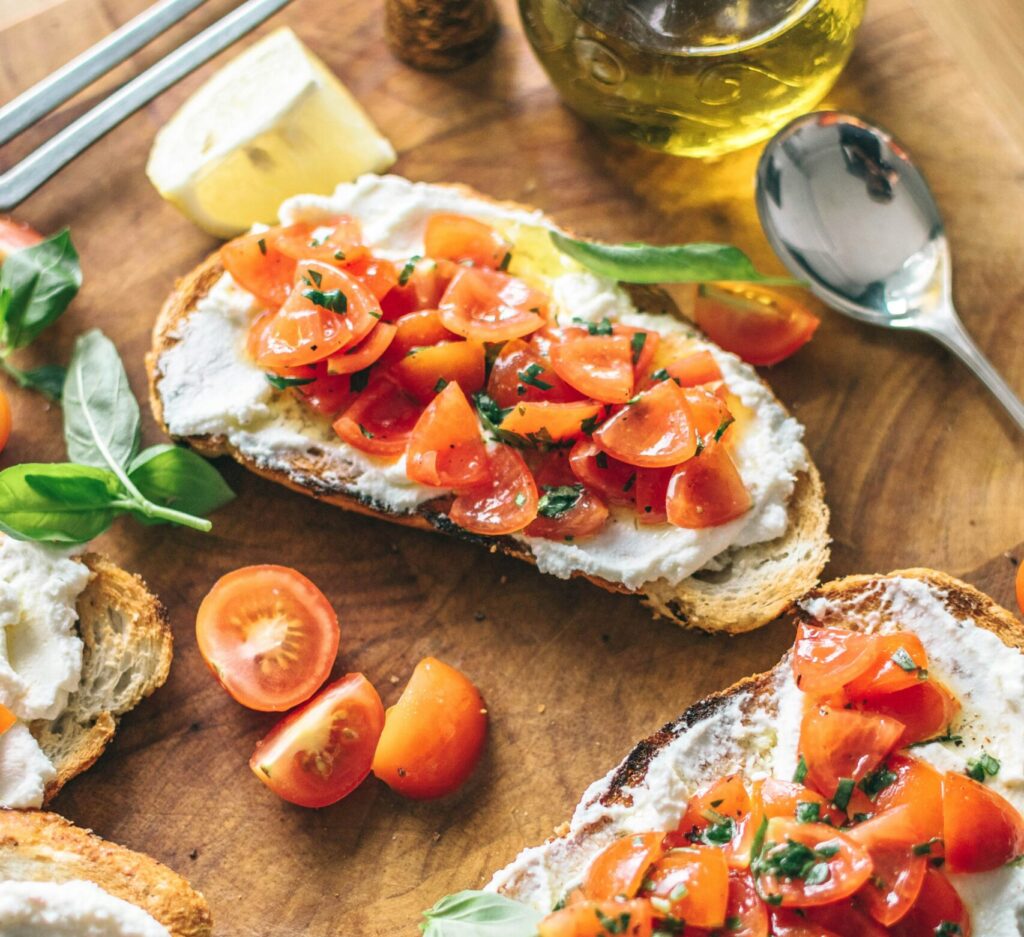 Italian fresh bread with Tuscany's tomatoes